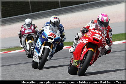 moto2_036_malaisie_sepang_2011.jpg