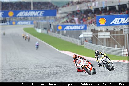 moto2_040_malaisie_sepang_2011.jpg