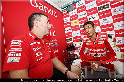moto2_moreno_002_malaisie_sepang_2011.jpg