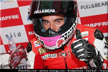 moto2_moreno_006_malaisie_sepang_2011.jpg