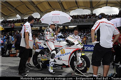 moto2_pirro_12_malaisie_sepang_2011.jpg