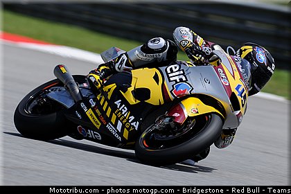 moto2_redding_003_malaisie_sepang_2011.jpg