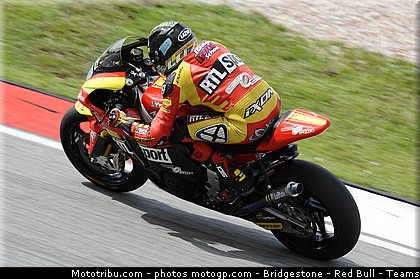 moto2_simeon_013_malaisie_sepang_2011.jpg