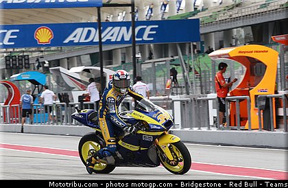 moto2_smith_001_malaisie_sepang_2011.jpg