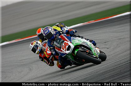 moto2_sofuoglu_001_malaisie_sepang_2011.jpg