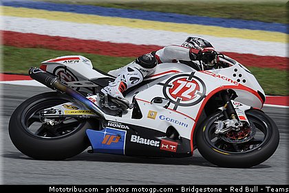 moto2_takahashi_03_malaisie_sepang_2011.jpg