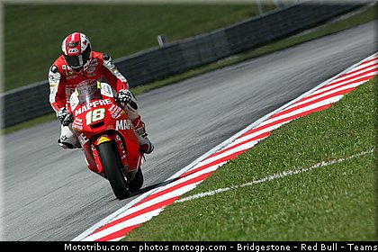 moto2_torres_001_malaisie_sepang_2011.jpg