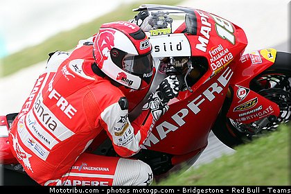 moto2_torres_006_malaisie_sepang_2011.jpg