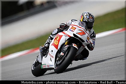 motogp_aoyama_015_malaisie_sepang_2011.jpg