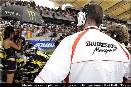 motogp_bridgestone_005_malaisie_sepang_2011.jpg