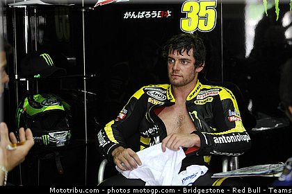 motogp_crutchlow_004_malaisie_sepang_2011.jpg