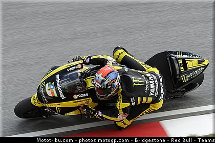 motogp_edwards_011_malaisie_sepang_2011.jpg