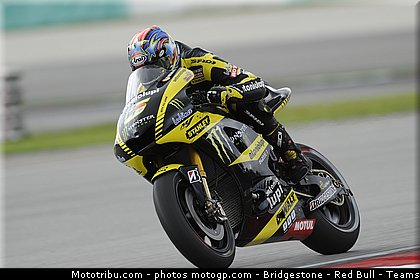 motogp_edwards_012_malaisie_sepang_2011.jpg