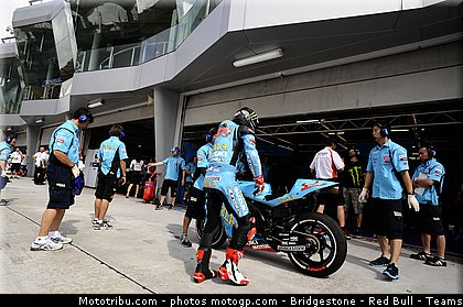 motogp_hopkins_002_malaisie_sepang_2011.jpg