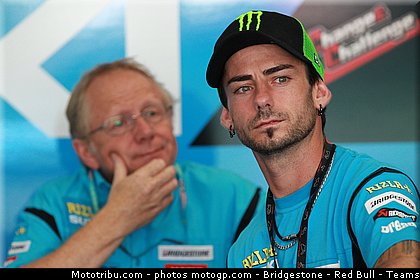 motogp_hopkins_006_malaisie_sepang_2011.jpg
