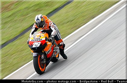 motogp_pedrosa_025_malaisie_sepang_2011.jpg