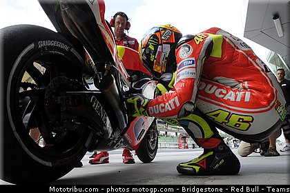 motogp_rossi_006_malaisie_sepang_2011.jpg