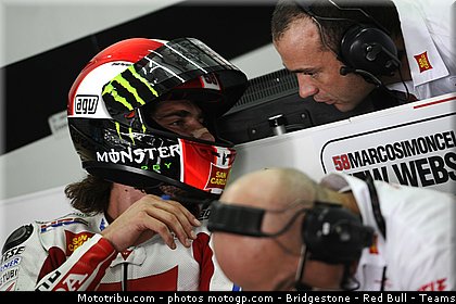 motogp_simoncelli_022_malaisie_sepang_2011.jpg