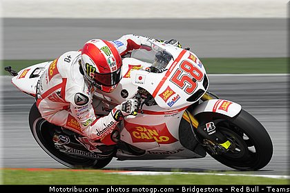 motogp_simoncelli_033_malaisie_sepang_2011.jpg