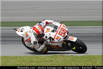 motogp_simoncelli_034_malaisie_sepang_2011.jpg