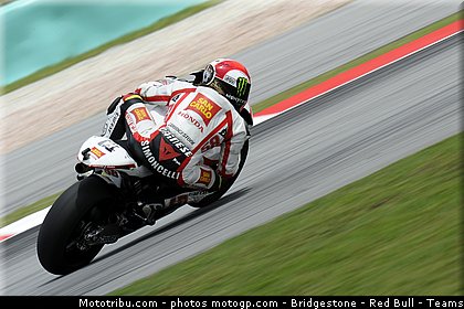 motogp_simoncelli_043_malaisie_sepang_2011.jpg