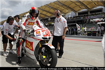 motogp_simoncelli_065_malaisie_sepang_2011.jpg