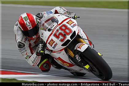 motogp_simoncelli_076_malaisie_sepang_2011.jpg