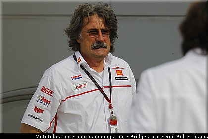 motogp_simoncelli_093_malaisie_sepang_2011.jpg