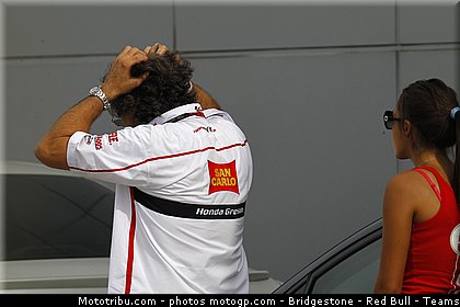 motogp_simoncelli_097_malaisie_sepang_2011.jpg