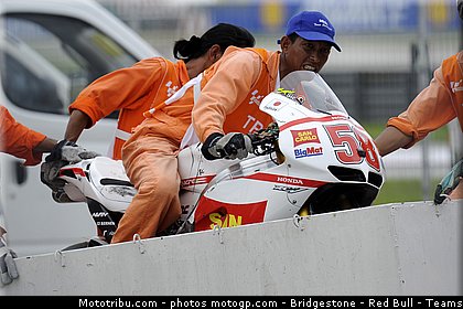 motogp_simoncelli_099_malaisie_sepang_2011.jpg