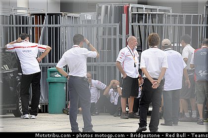 motogp_simoncelli_102_malaisie_sepang_2011.jpg