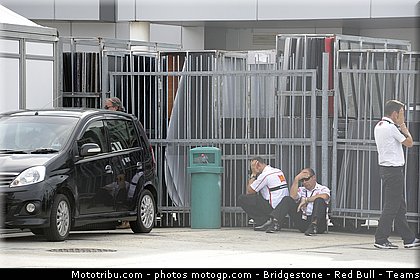 motogp_simoncelli_107_malaisie_sepang_2011.jpg