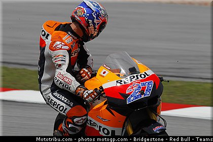 motogp_stoner_021_malaisie_sepang_2011.jpg