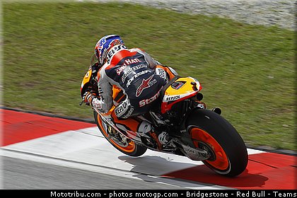 motogp_stoner_023_malaisie_sepang_2011.jpg