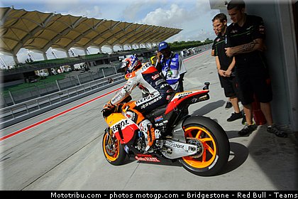 motogp_stoner_030_malaisie_sepang_2011.jpg