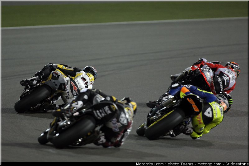 moto2_0002_qatar_losail_2012