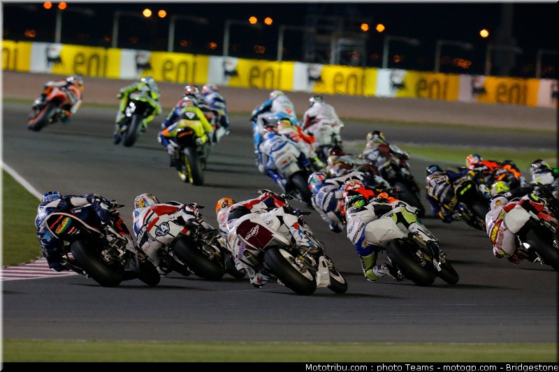 moto2_0058_qatar_losail_2012
