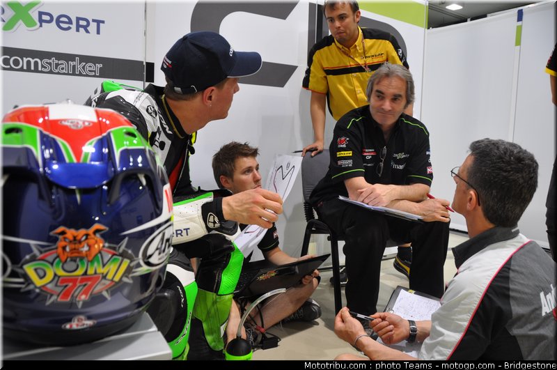 moto2_aegerter_0018_qatar_losail_2012