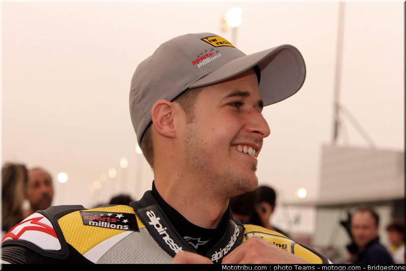 moto2_luthi_0004_qatar_losail_2012