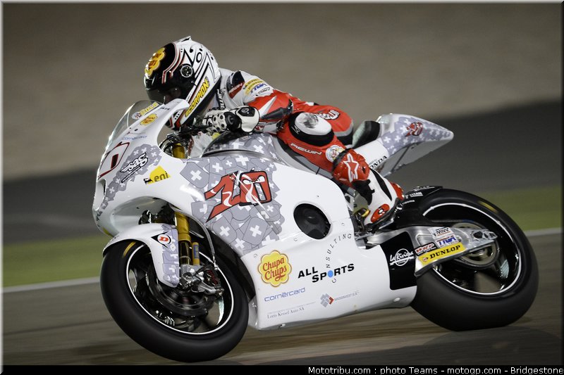 moto2_rea_0011_qatar_losail_2012