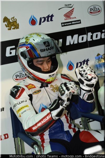 moto2_wilairot_0005_qatar_losail_2012