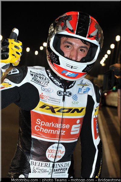 moto3_rossi_0022_qatar_losail_2012