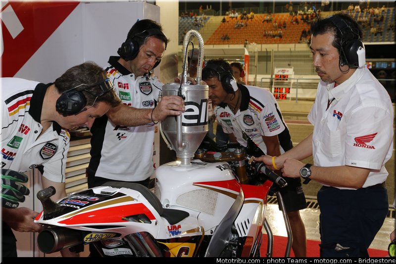 motogp_bradl_0042_qatar_losail_2012