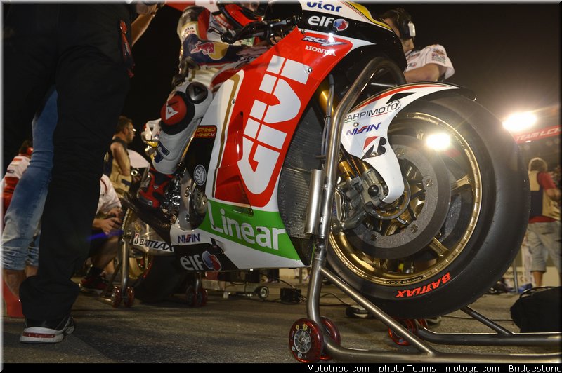 motogp_bradl_0047_qatar_losail_2012