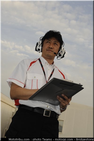 motogp_bridgestone_0004_qatar_losail_2012