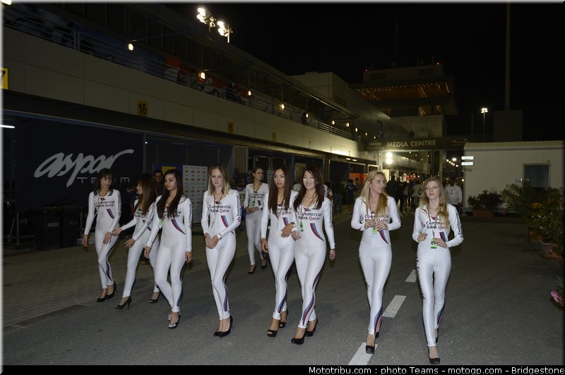 motogp_pitbabe_0011_qatar_losail_2012