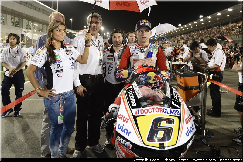 motogp_pitbabe_0012_qatar_losail_2012