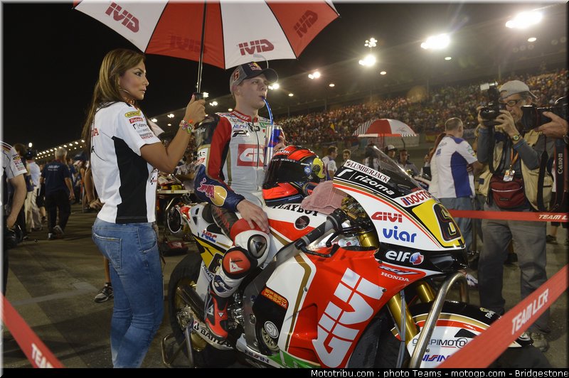 motogp_pitbabe_0018_qatar_losail_2012
