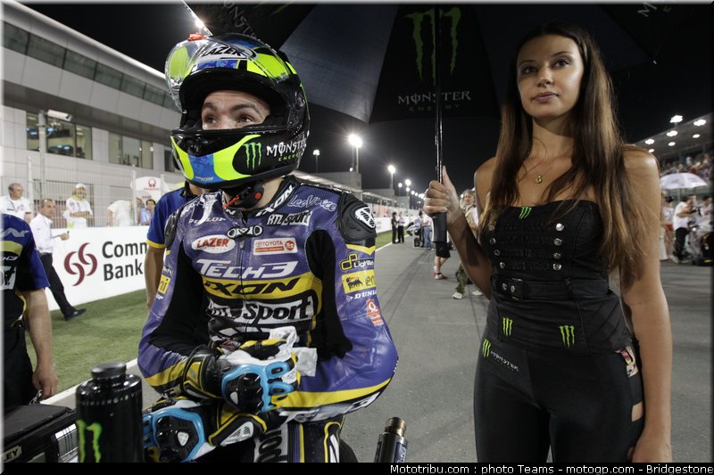 motogp_pitbabe_0026_qatar_losail_2012