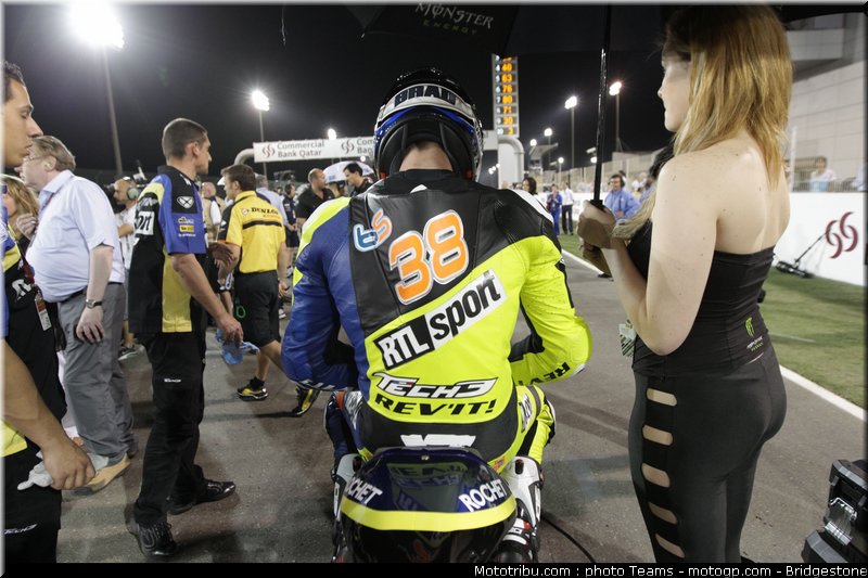 motogp_pitbabe_0028_qatar_losail_2012